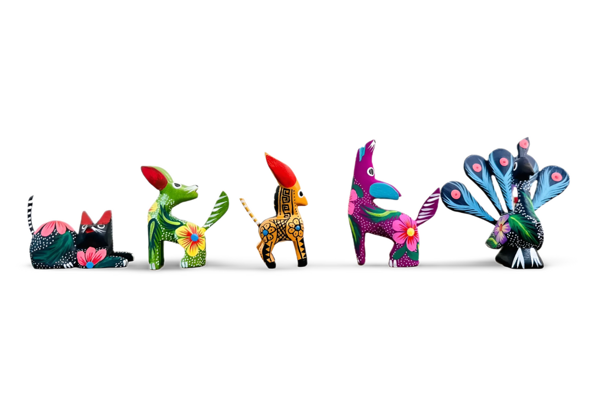 Set de alebrijes miniatura de madera de copal